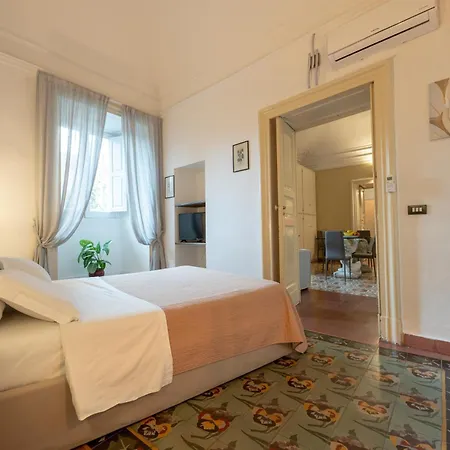 Palazzo Bruca Catania Bed & Breakfast Exterior photo
