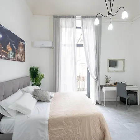 Palazzo Bruca Catania Bed & Breakfast Exterior photo