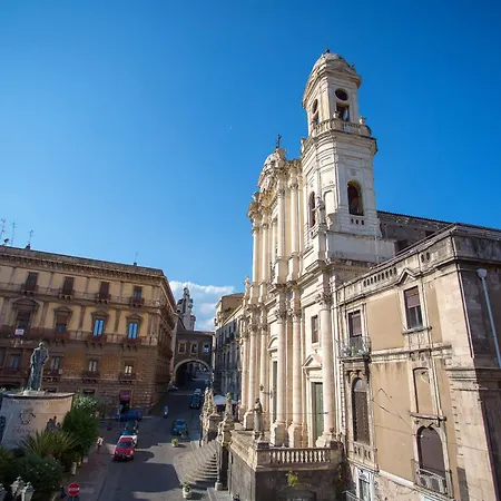 Palazzo Bruca Catania Bed & Breakfast Exterior photo