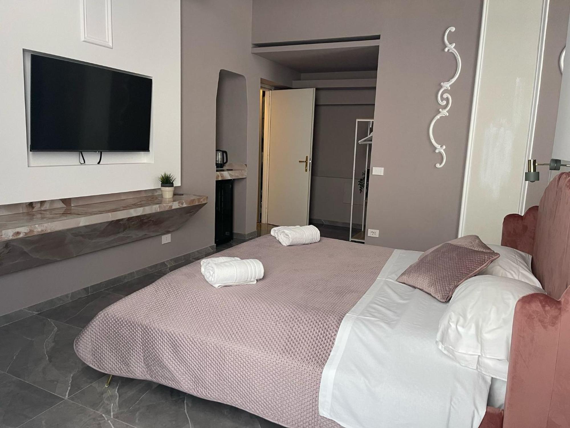 Palazzo Bruca 3*