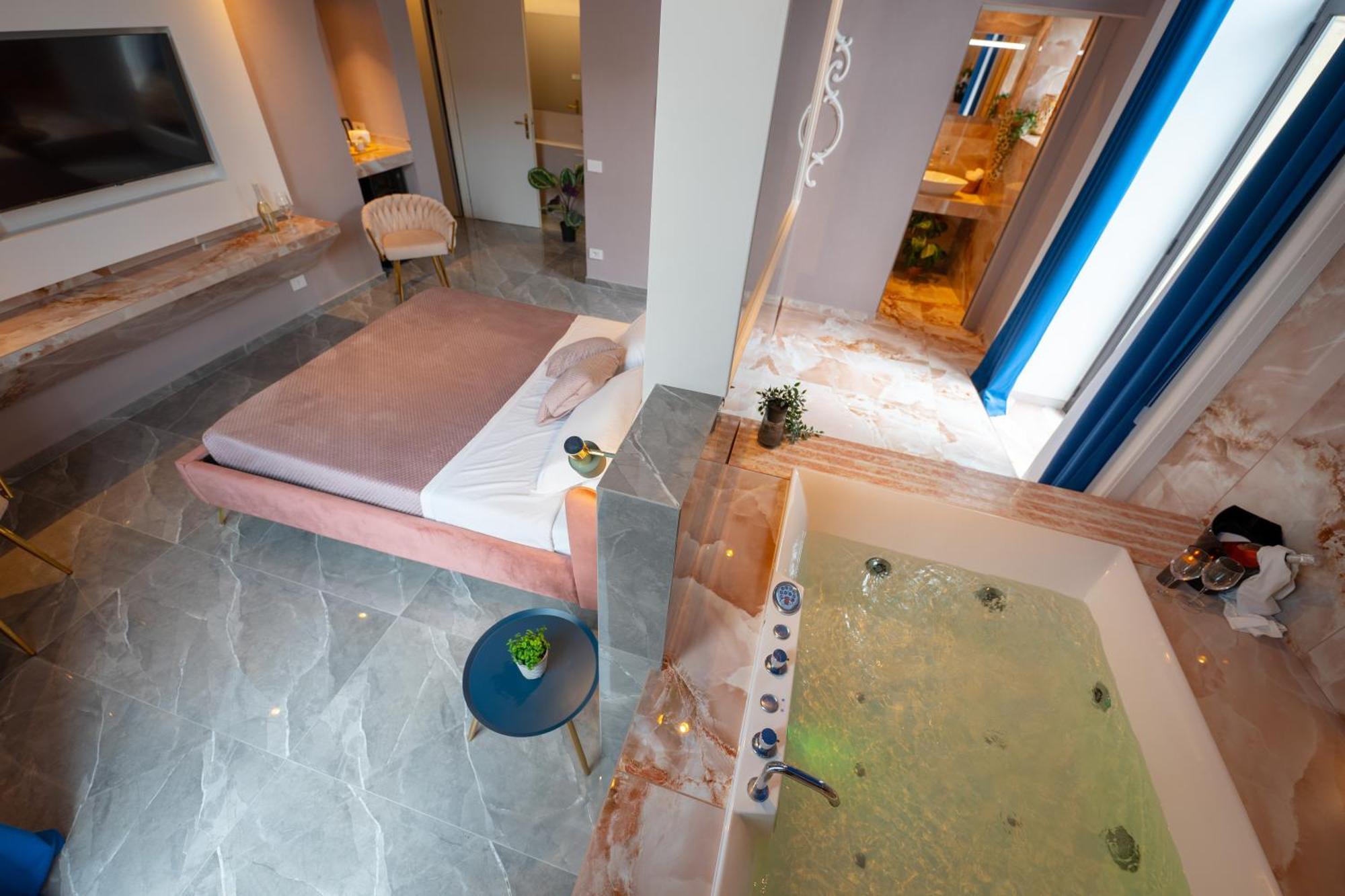Palazzo Bruca Bed & Breakfast