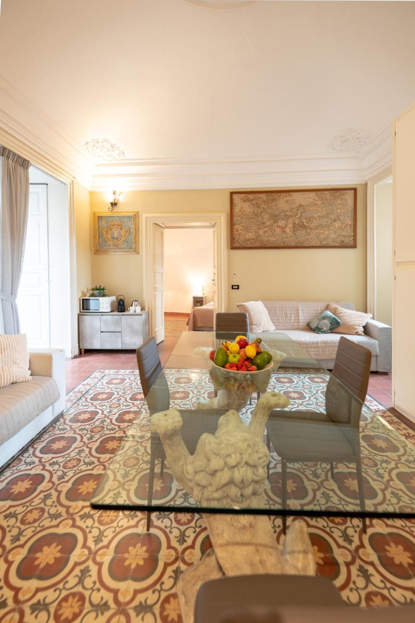 Palazzo Bruca 3*
