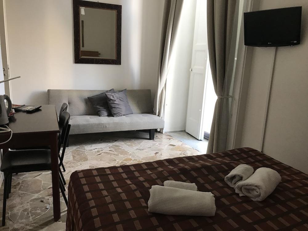 Bed & Breakfast Palazzo Bruca 3*
